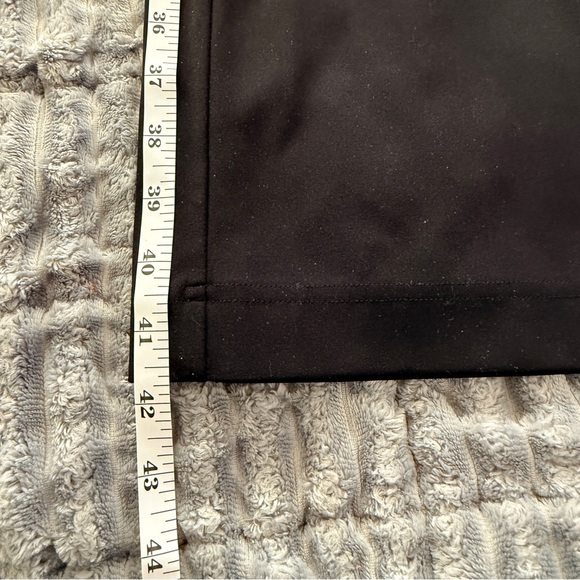 Lou & Grey Luvstretch Wide Leg Pants - Picture 8 of 10